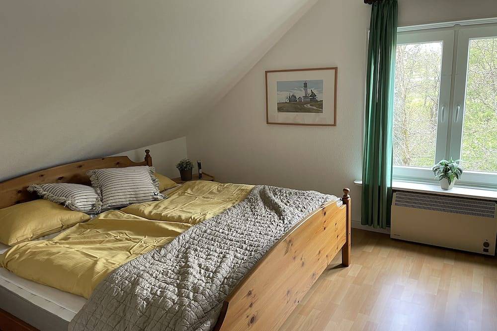 Großes gemütliches Haus mit Kamin und Pool für 8 Personen am Fluss in Markaryd, Kronoberg