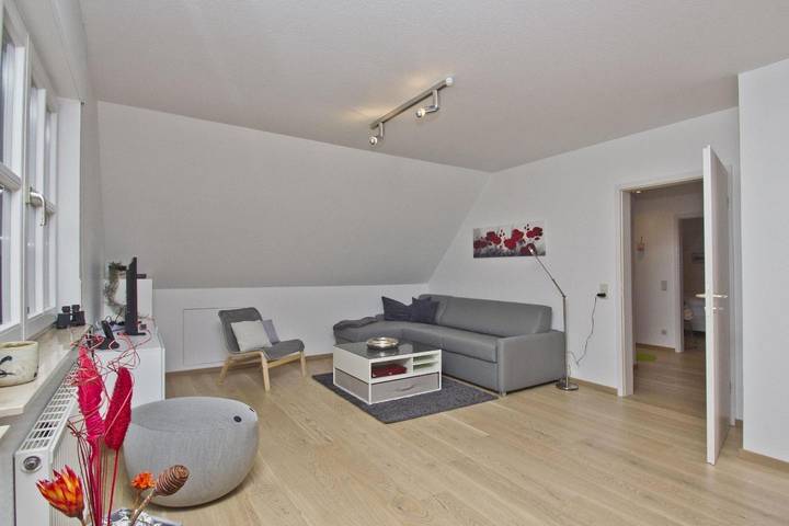 Appartement entier, Strandnahe Ferienwohnung mit schönem Garten - Ferienhaus Gisela in Putbus, Région de Rügen