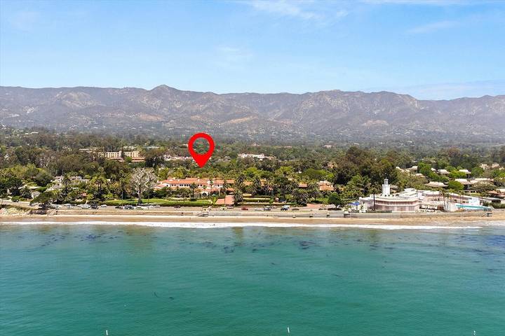 Vacation rental for 12 people, with hot tub and yard in Montecito