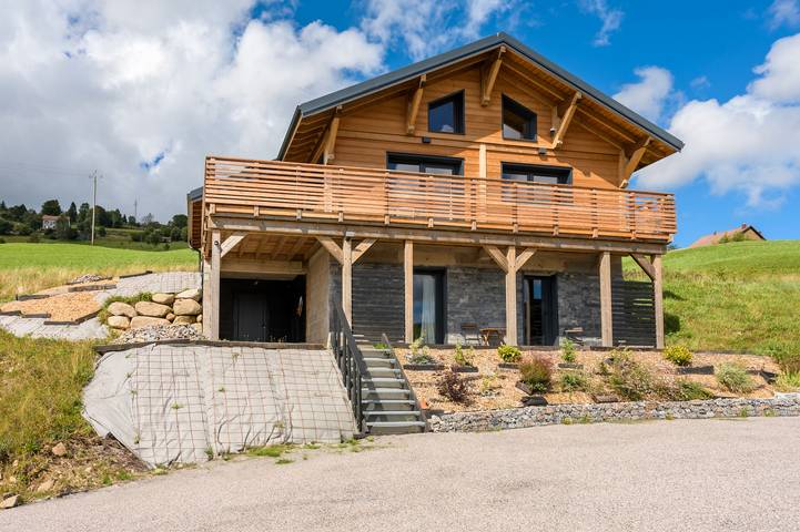 Chalet pour 6 personnes, avec jardin et balcon, adapté aux familles à La Bresse