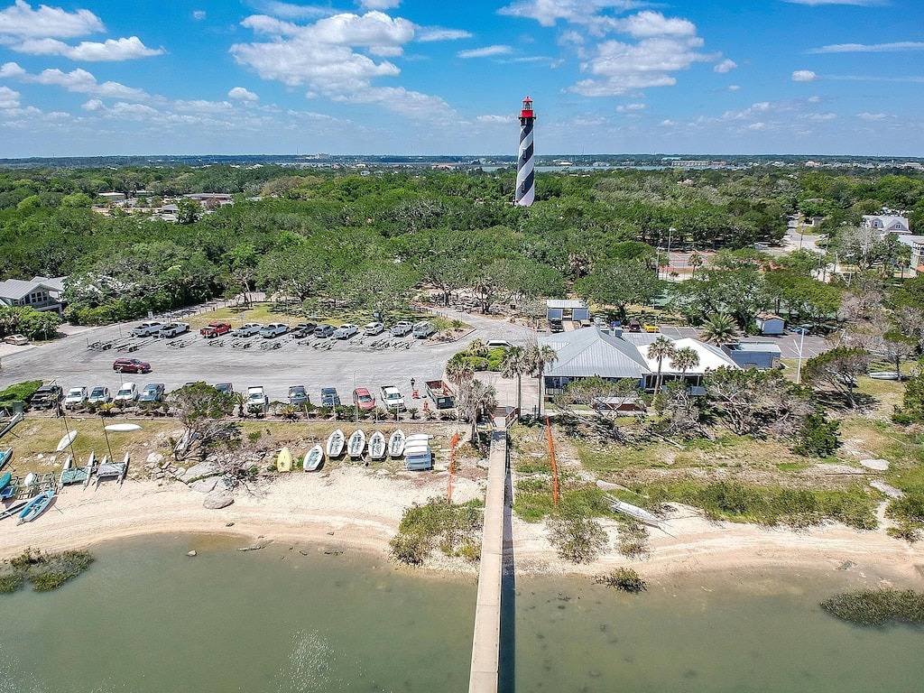 Schönes Strandhaus ~ Privater Pool ~ Neu Redecorated in Vilano Beach, St. Johns County