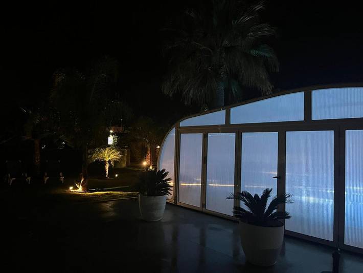 Location de vacances pour 2 personnes, avec piscine et jardin à Cabanes - 2