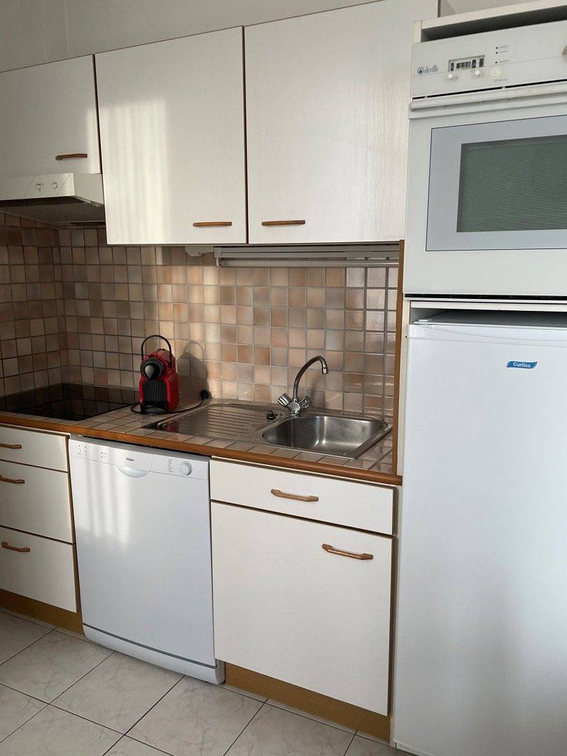 Studio entier, Studio pour deux personnes, plage à 100 mètres in Saint-Palais-sur-Mer, Côte de Beauté