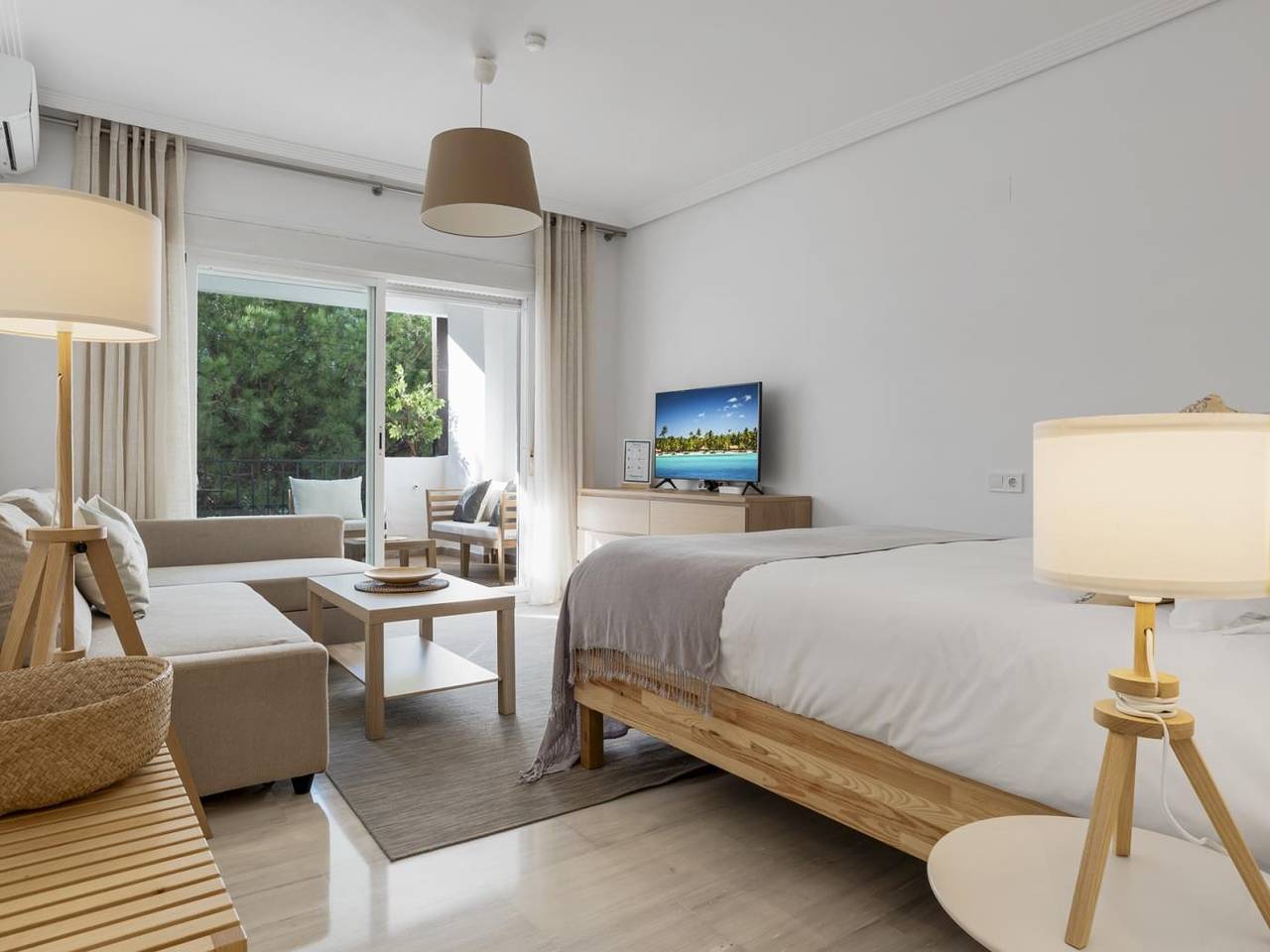 Entire holiday apartment, Studio in Medina Garden for 2 people | 332 in Puerto Banús, Marbella