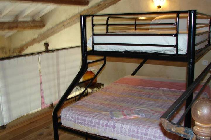 Gîte pour 5 personnes, avec Terrasse ainsi que Jardin et Piscine à Rochefort-du-Gard - 3