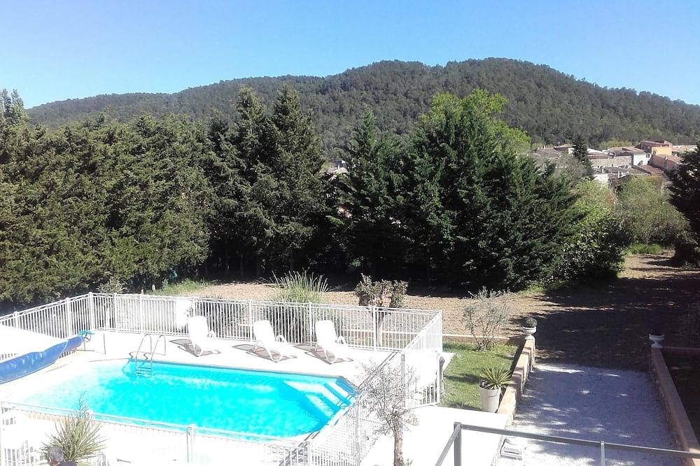 Casa / villa / chalet - Cabasse in Cabasse, Región Brignoles