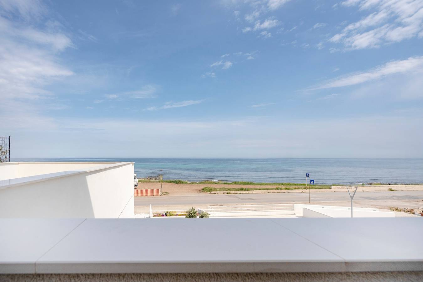 Appartamento intero, Appartamento 'Luxury Home' con balcone, Wi-Fi e aria condizionata in Bari, Provincia di Bari