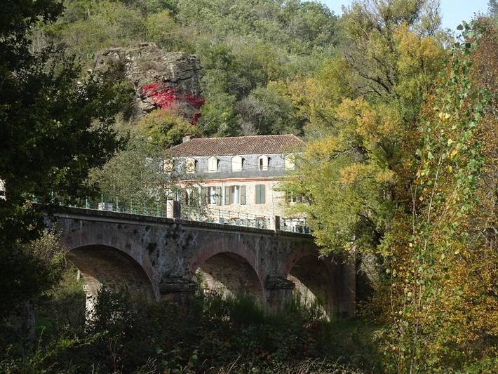 Hôtel pour 2 personnes, avec terrasse ainsi que vue et jardin à Mirandol-Bourgnounac - 3