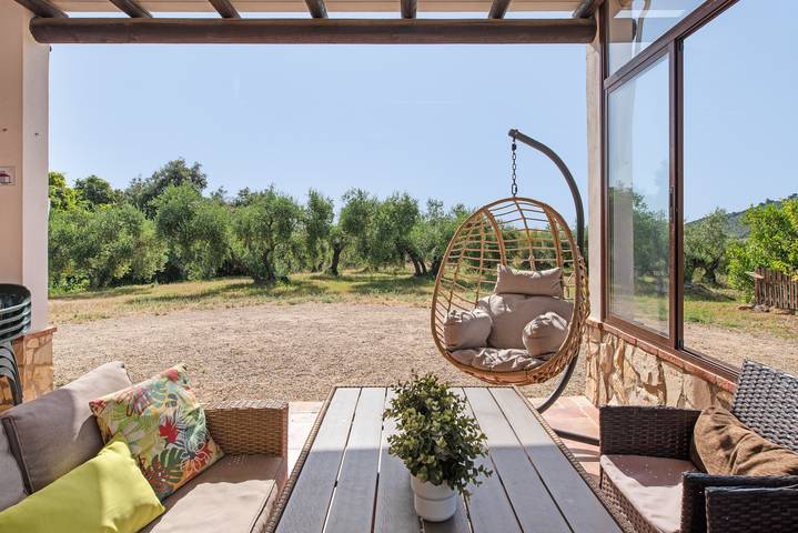 Landhaus 'La Sierrezuela – Nur für Familien' mit Bergblick, Wlan und Klimaanlage in Posadas, Córdoba Provinz