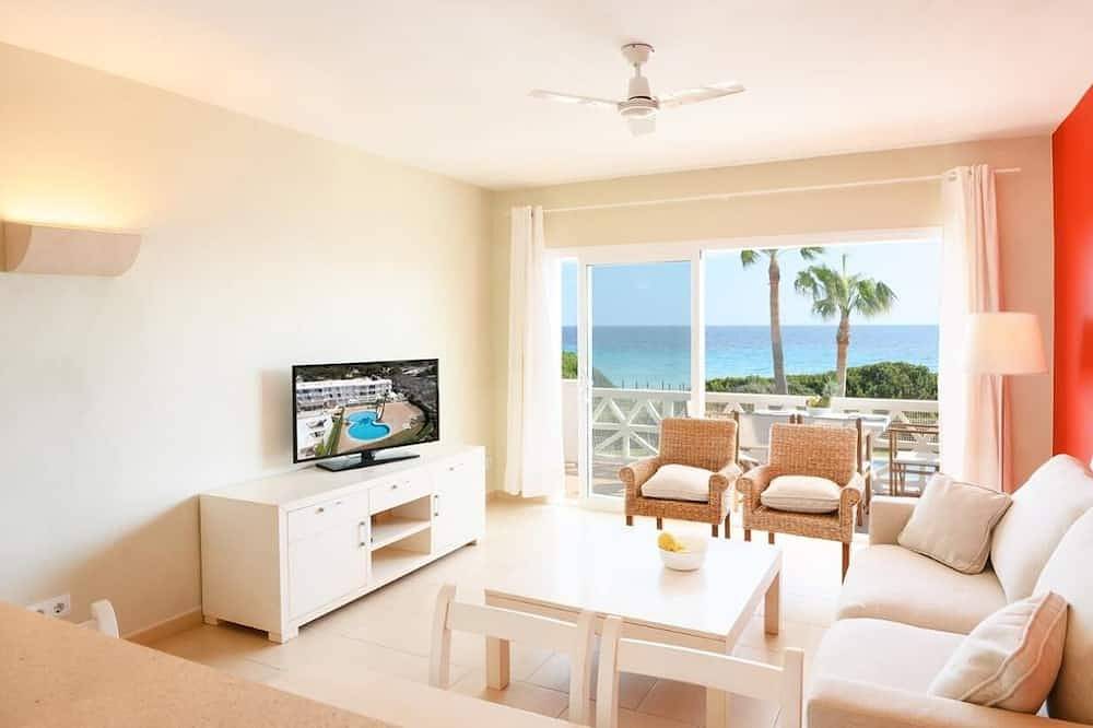 Entire apartment, Apartment 5 In front of the sea in Santo Tomas, Es Migjorn Gran