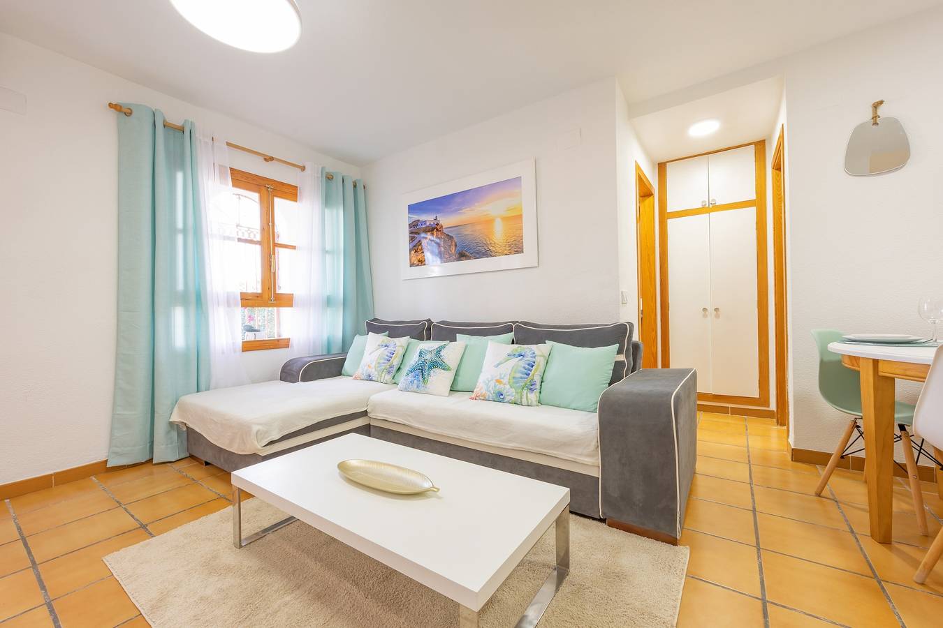 Apartamento entero, Apartamento 'Calú' con vistas a la montaña, Wi-Fi y aire acondicionado in L'Albir, Alfàs del Pi
