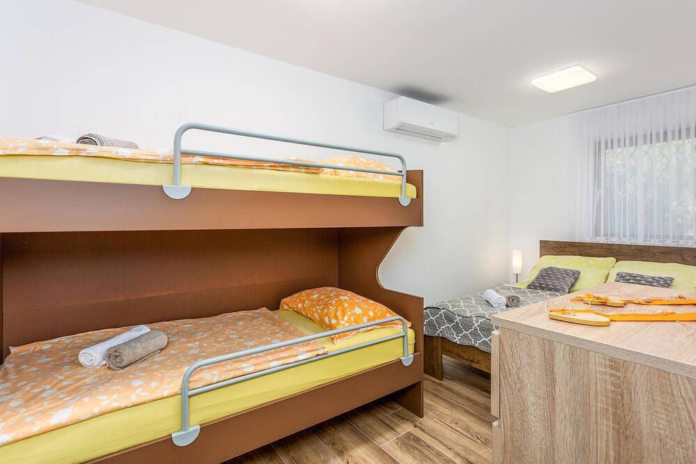 Impresionante casa en Muraj con cocina in Krk (isla)