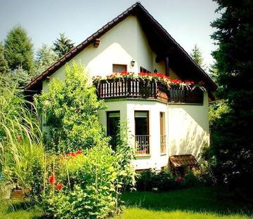 Ferienwohnung für 2 Personen, mit Garten und Terrasse in Prohlis