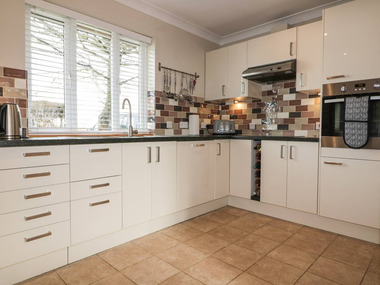 Hazel Cottage in Tintagel, Pentire Point - Widemouth