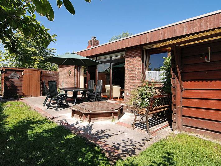 Ferienhaus für 4 Personen, mit Terrasse und Garten in Bensersiel - 4