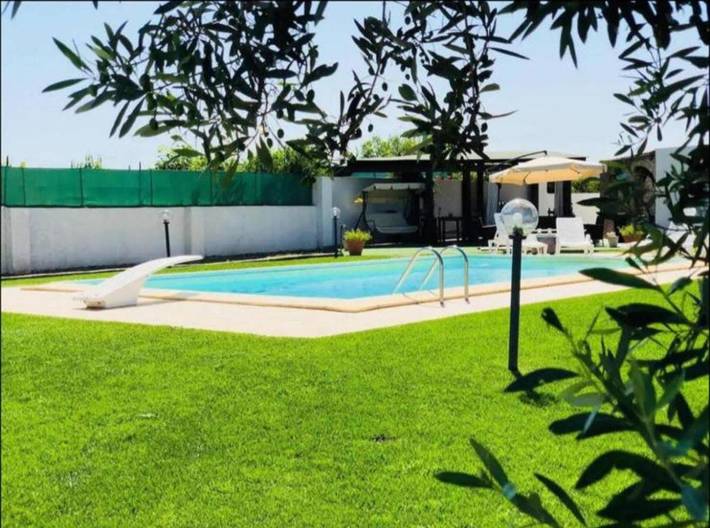 Ferienhaus für 5 Personen, mit Ausblick und Pool sowie Garten - 1