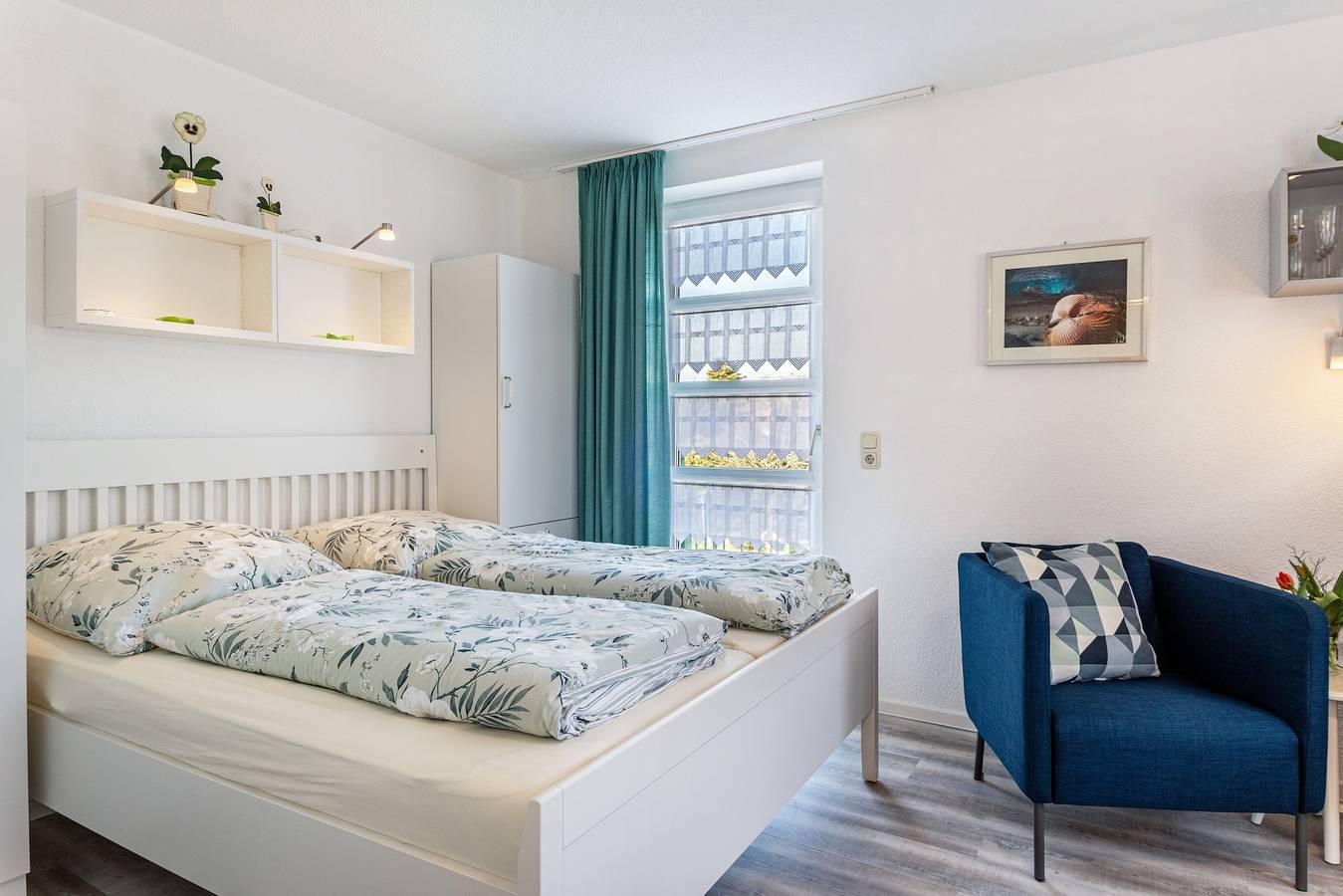 Ganze Wohnung, Ferienwohnung 'Nordhaus 1' nahe dem Strand mit Gemeinschaftsgarten und Wlan in Duhnen, Cuxhaven