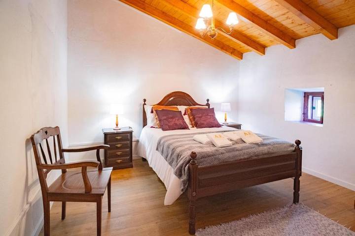 Location de vacances pour 4 personnes, avec terrasse et vue à Borba - 3