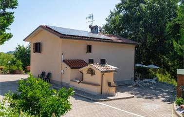 Casa Vacanza per 6 Persone in Civitaquana, Provincia di Pescara, Foto 1