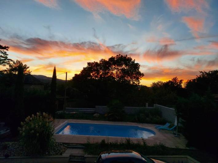 Location de vacances pour 9 personnes, avec Terrasse et Piscine à Charnay-lès-Mâcon - 3