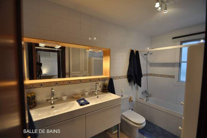 Ferienwohnung für 3 Personen, mit Balkon und Garten in La Caleta de Interián - 4