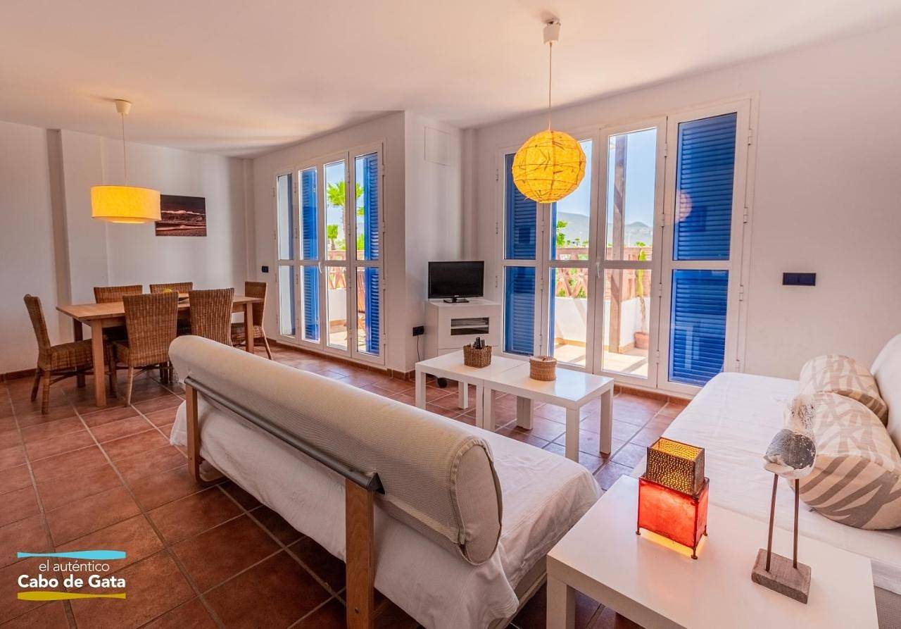 Apartamento entero, Two-Bedroom Apartment in Playa del Peñón Blanco (Níjar), Níjar