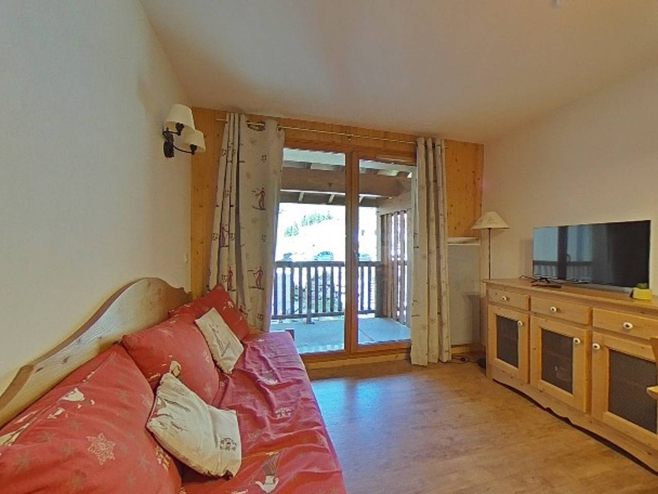 Ganze Wohnung, 2 Zimmer 4 Pers, nahe Pisten, Wlan, Parken, Pool, Orcières Merlette in Orcières, Nationalpark Écrins