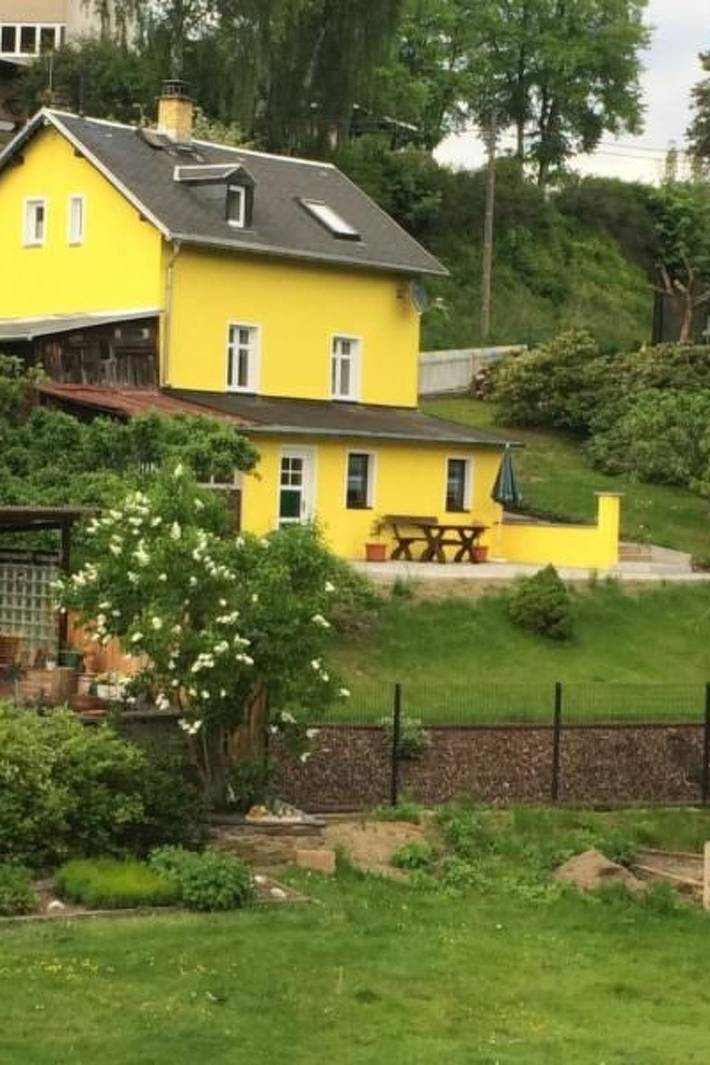 Ferienhaus für 2 Personen, mit Whirlpool und Terrasse sowie Garten und Sauna in Bad Elster - 4
