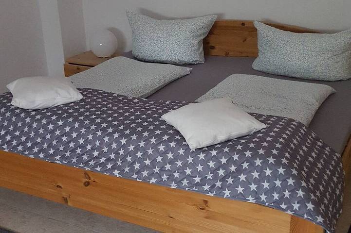 Ferienwohnung für 3 Personen, mit Garten und Terrasse in Zetel - 4