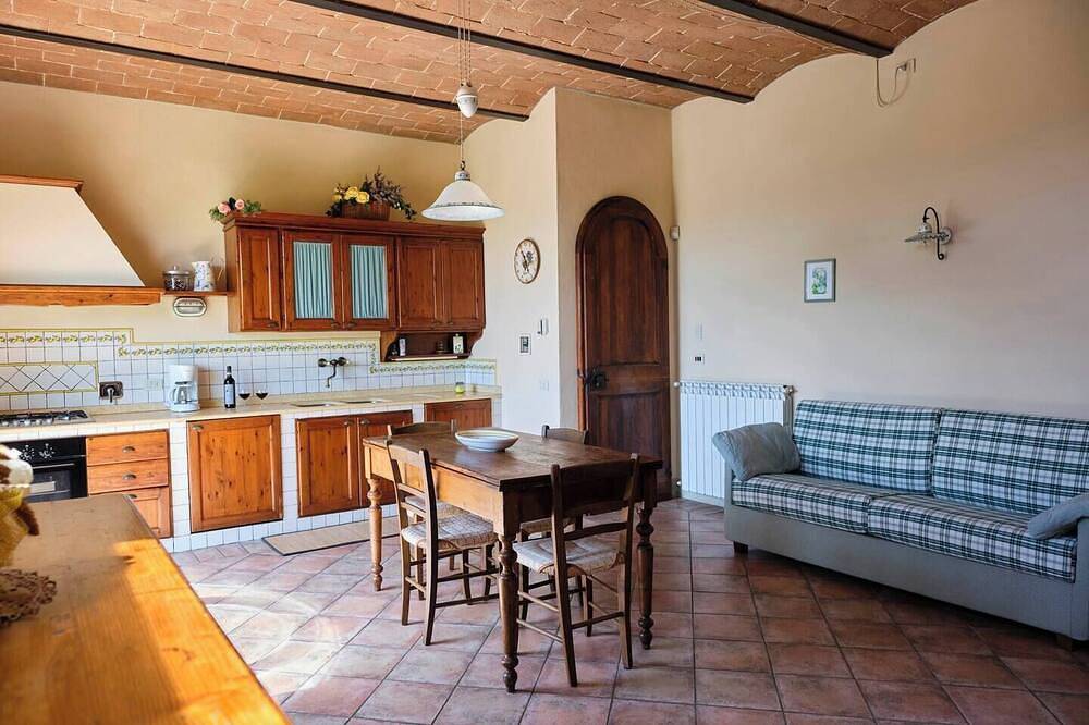 Ganze Wohnung, Glicini 1, holiday home with pool 30' from Florence in Tavarnelle Val di Pesa, Barberino Tavarnelle