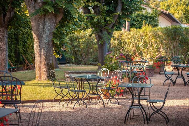 Hôtel pour 3 personnes, avec jardin dans Musee de l'Ecole - 2