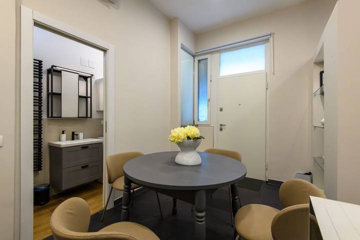 Apartamento entero, Apartamento de vacaciones para 3 personas in Pésaro, Valle del Metauro