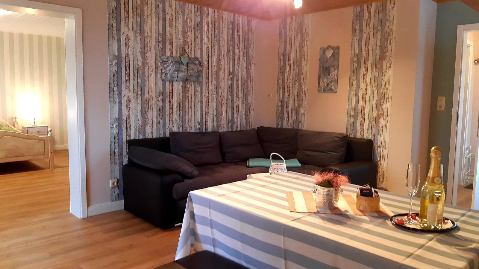 Ganze Ferienwohnung, Ferienwohnungen im Koog 2 in Wesselburenerkoog, Dithmarschen