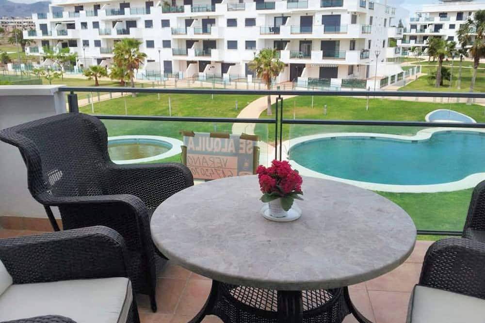 Ganze Wohnung, Homerez - Wohnung in Almería mit Pool in Retamar, Almería