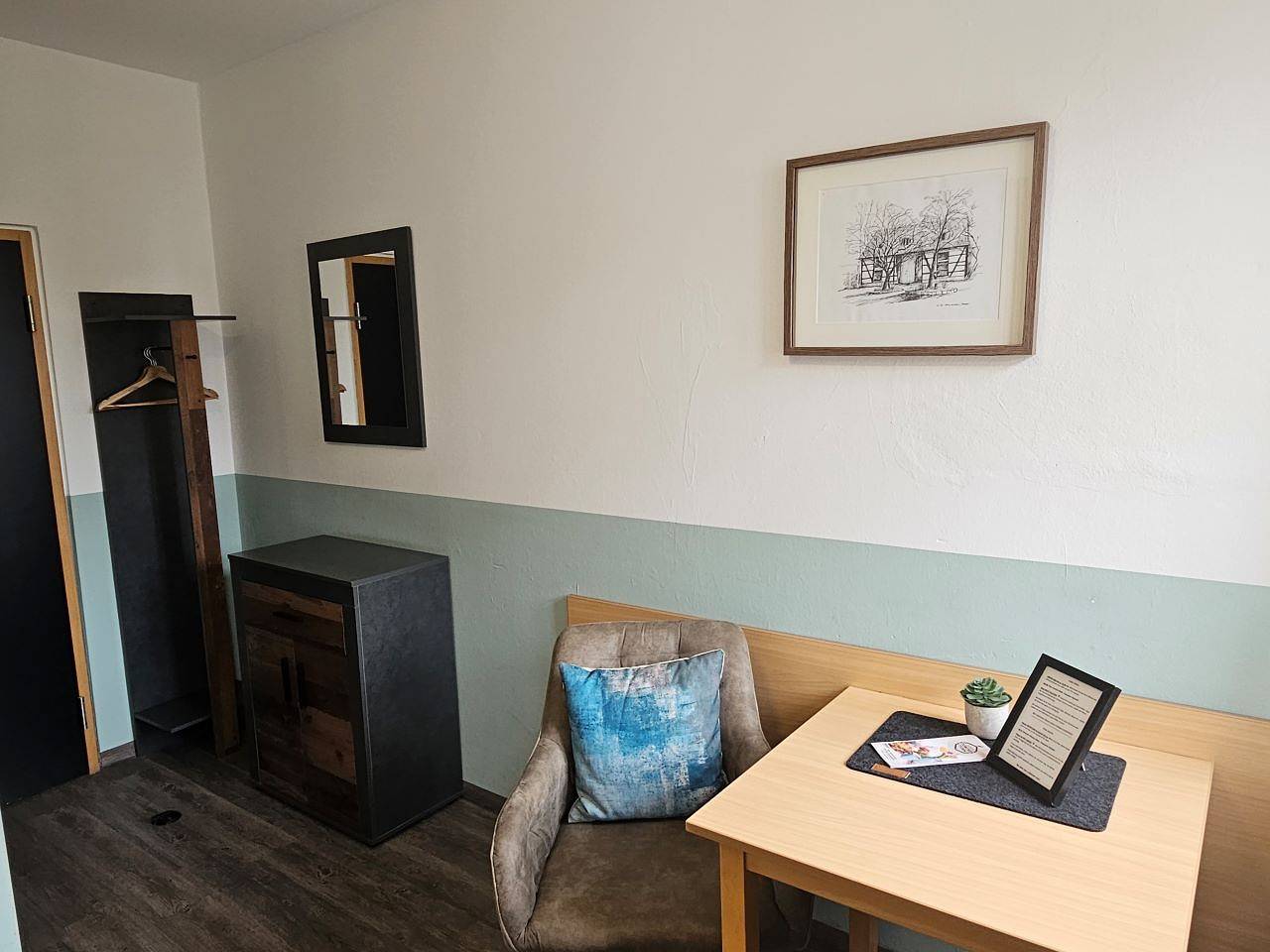 Entire holiday apartment, Gasthof/ Gästehaus am Storchenturm - Einzelzimmer I in Wartburg, Eisenach