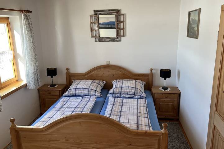 Ferienwohnung für 3 Personen, mit Terrasse und Garten in Pittenhart - 2
