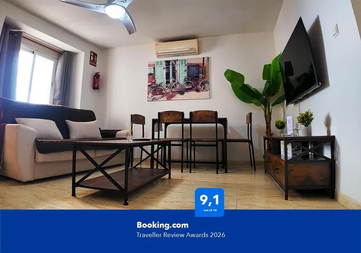 Casa de vacaciones para 6 personas, con vistas además de piscina y terraza - 1