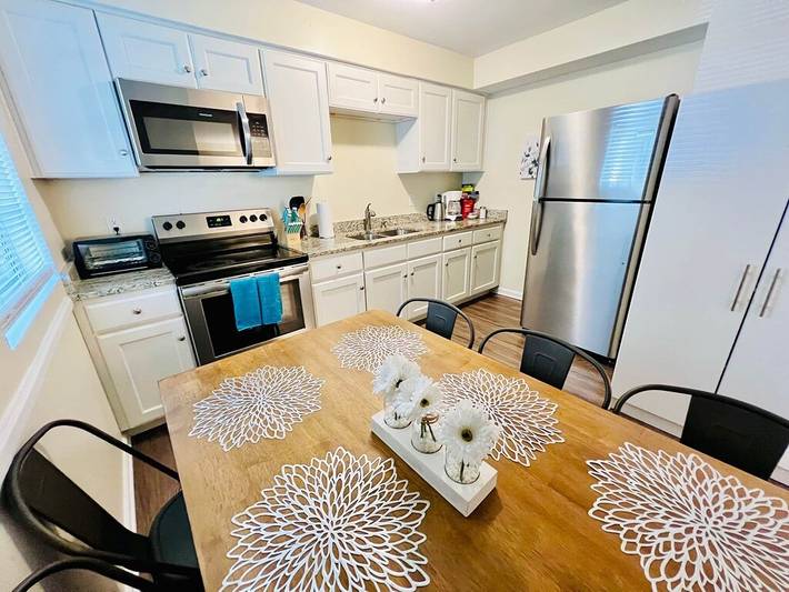 Apartment for 7 people in Durham (NC)