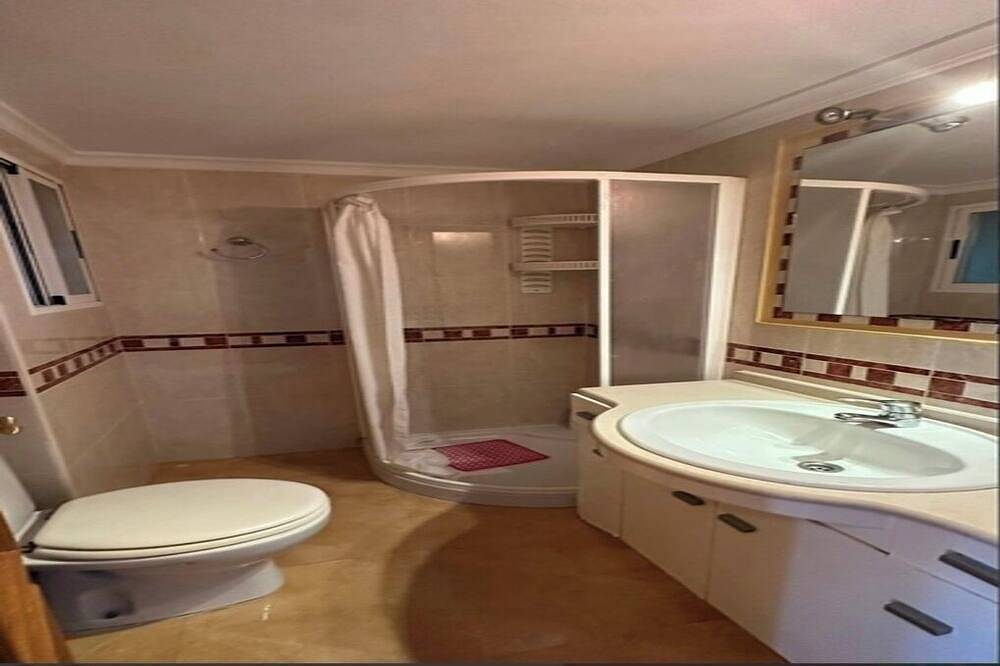Apartamento entero, Apartamento a pie de playa (apto para mascotas) in Oliva, Costa de Valencia