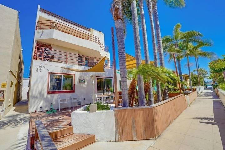Vacation rental for 10 people, with balcony in Mission Beach