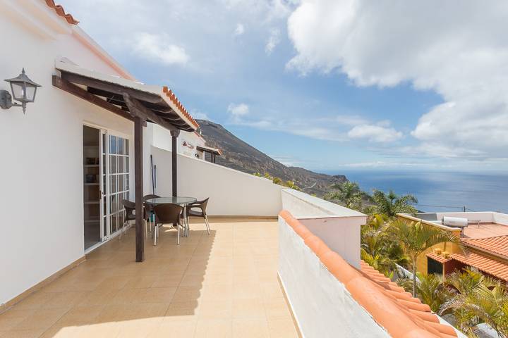 Ferienwohnung für 4 Personen, mit Balkon und Meerblick sowie Ausblick in Spanien - 2