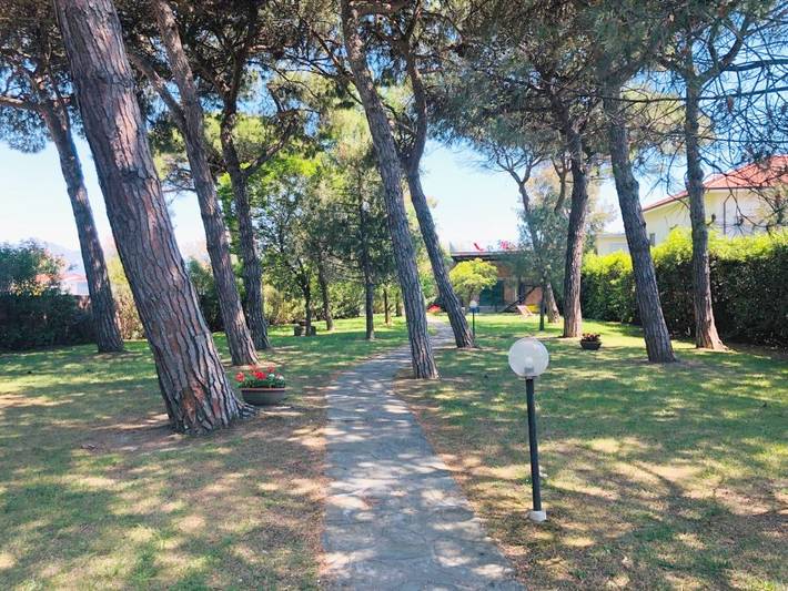 Gîte pour 6 personnes, avec jardin à Fiumaretta di Ameglia - 4