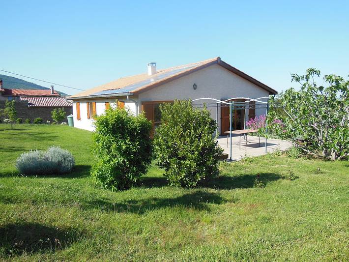 Chambre d’hôte pour 3 personnes, avec jardin dans Parc Naturel Régional du Pilat - 2