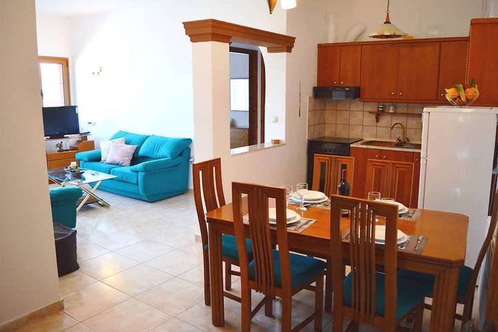 Holiday home for 5 people, with balcony and garden - 1