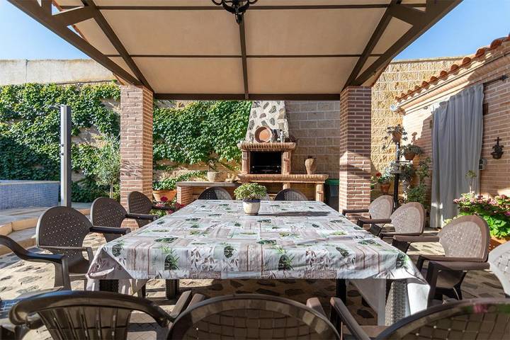 Casa rural para 13 personas, con jardín y piscina, Familias con niños en Pulgar (desambiguación) - 2