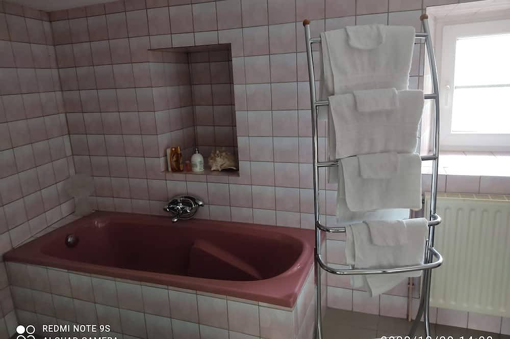 2 Bedroom Private vacation home in Sã©lestat in Sélestat, Región de Sélestat-Erstein