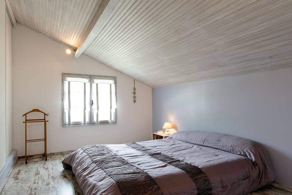 Geräumiges, 410 m² großes 3-Sterne-Ferienhaus mit privatem beheiztem Pool, Spa, Kanus und Paddelboot in Trentels, Villeneuve-sur-Lot und Umgebung