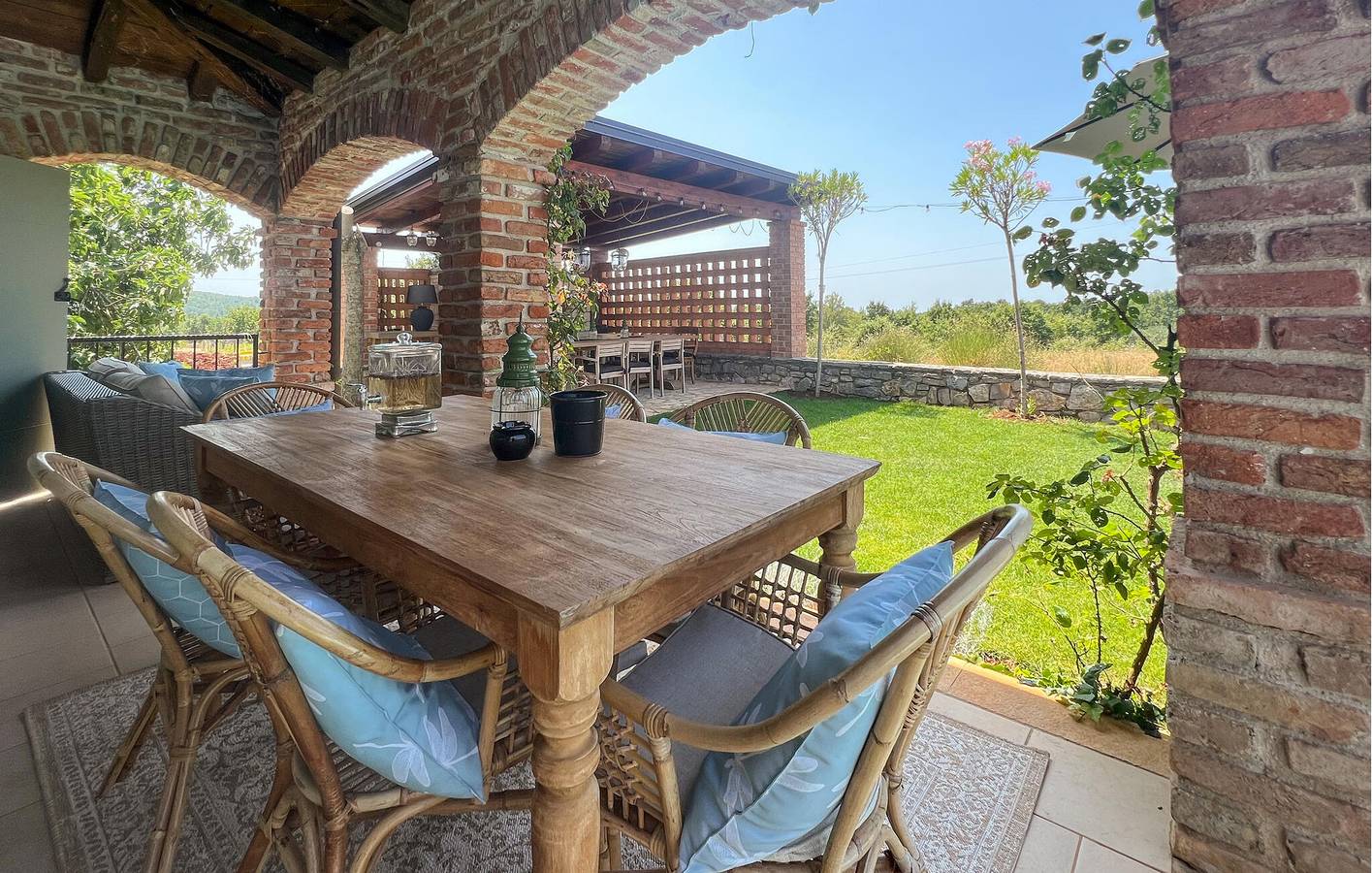 Ferienhaus für 9 Personen mit Terrasse in Općina Višnjan, Zentralistrien