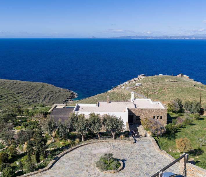 Villa für 12 Personen, mit Meerblick und Terrasse sowie Garten in Kea