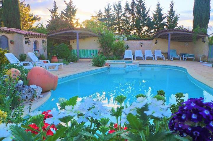 Provence / Luberon - Villa independiente con piscina y jacuzzi (8 pers.) in Saint-Saturnin-lès-Apt, Parque natural regional del Luberon